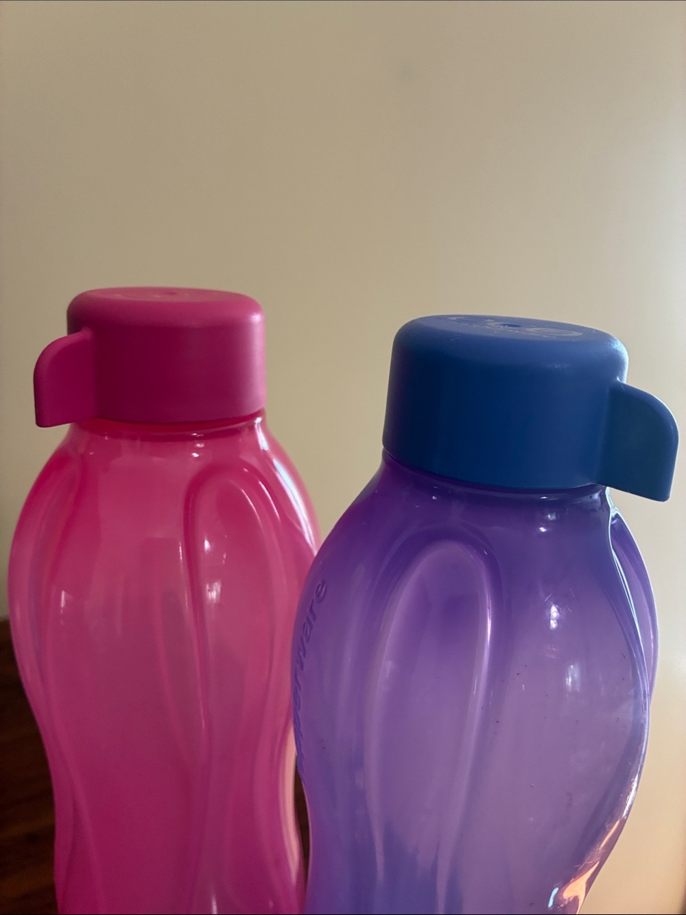 TUPPERWARE BUNDLE - 4 bottles - Picture 8 of 13